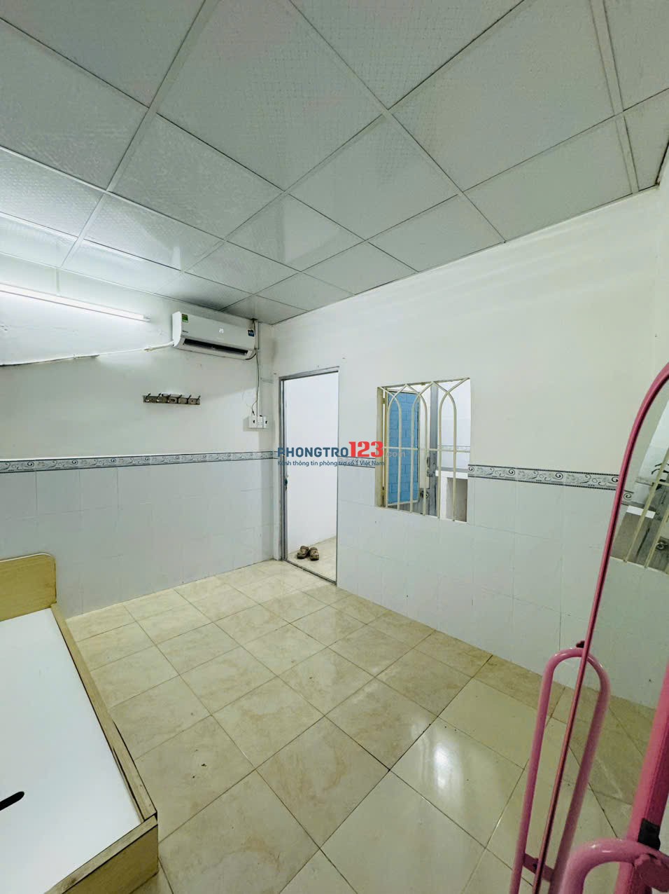 Phòng full nội thất 1PN tách bếp DT 40m2, 613 Âu Cơ Q. Tân Phú ( Cách ĐH Văn Hiến 200m)