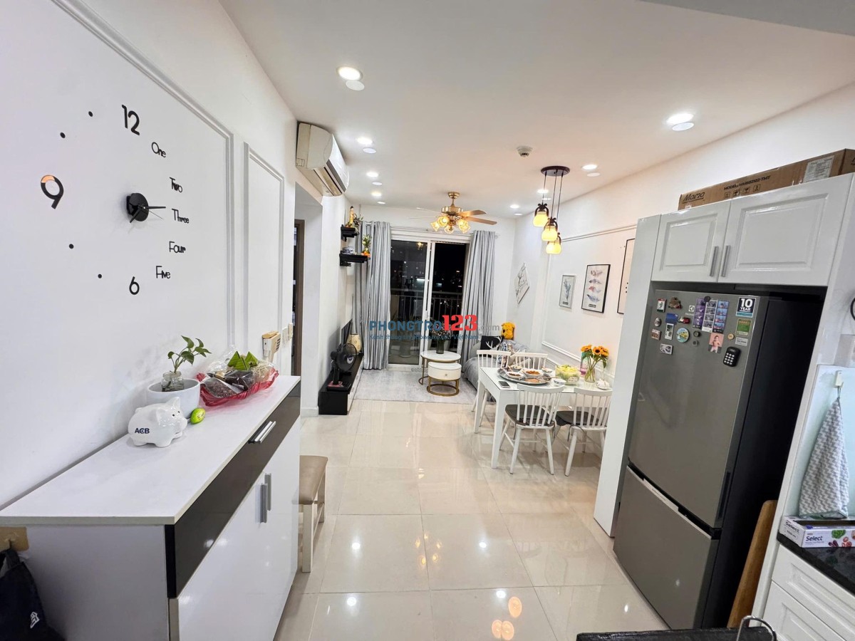 Căn 2p ngủ - 91m2 có nội thất C/c Phúc Yên - giá 10,5tr