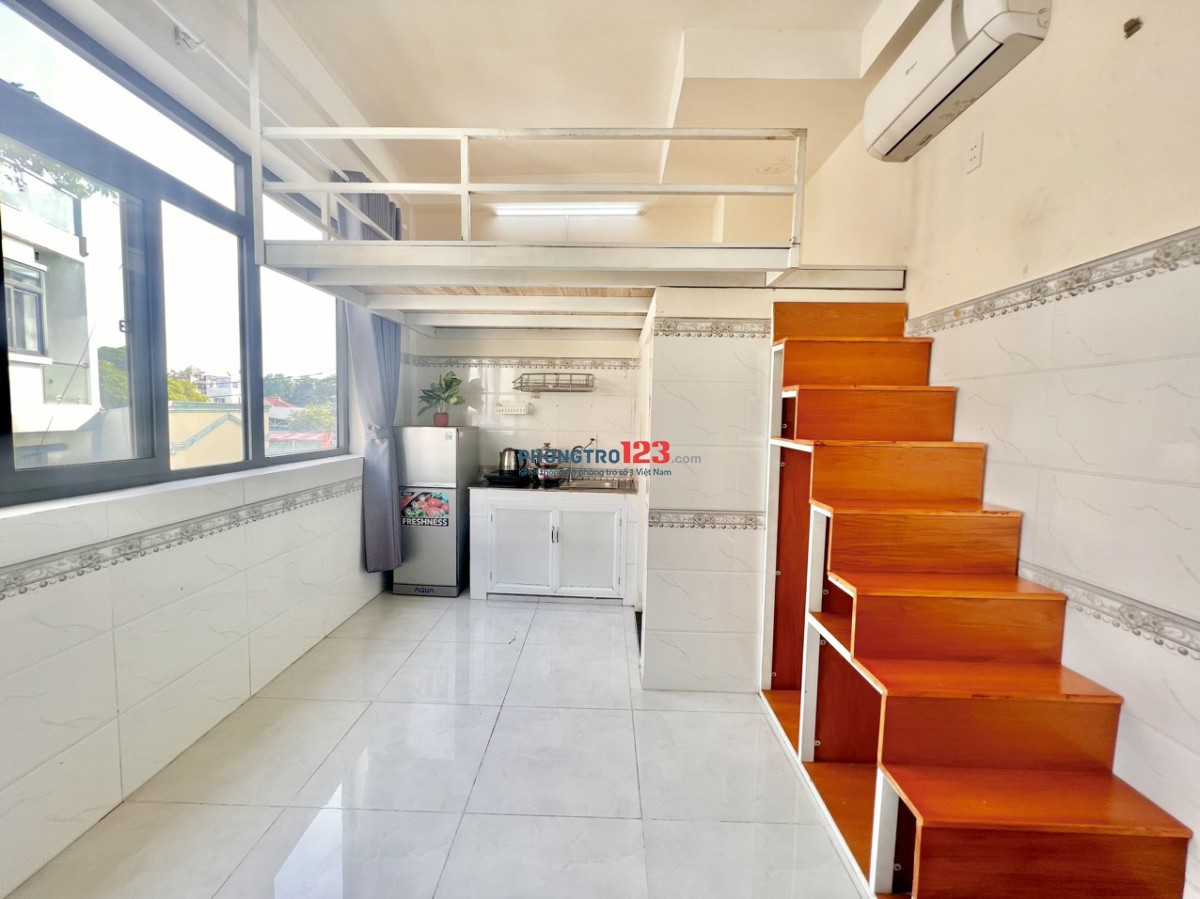 PHÒNG CÓ GÁC MỚI CỬA SỔ LỚN - GẦN EMART PHAN HUY ÍCH