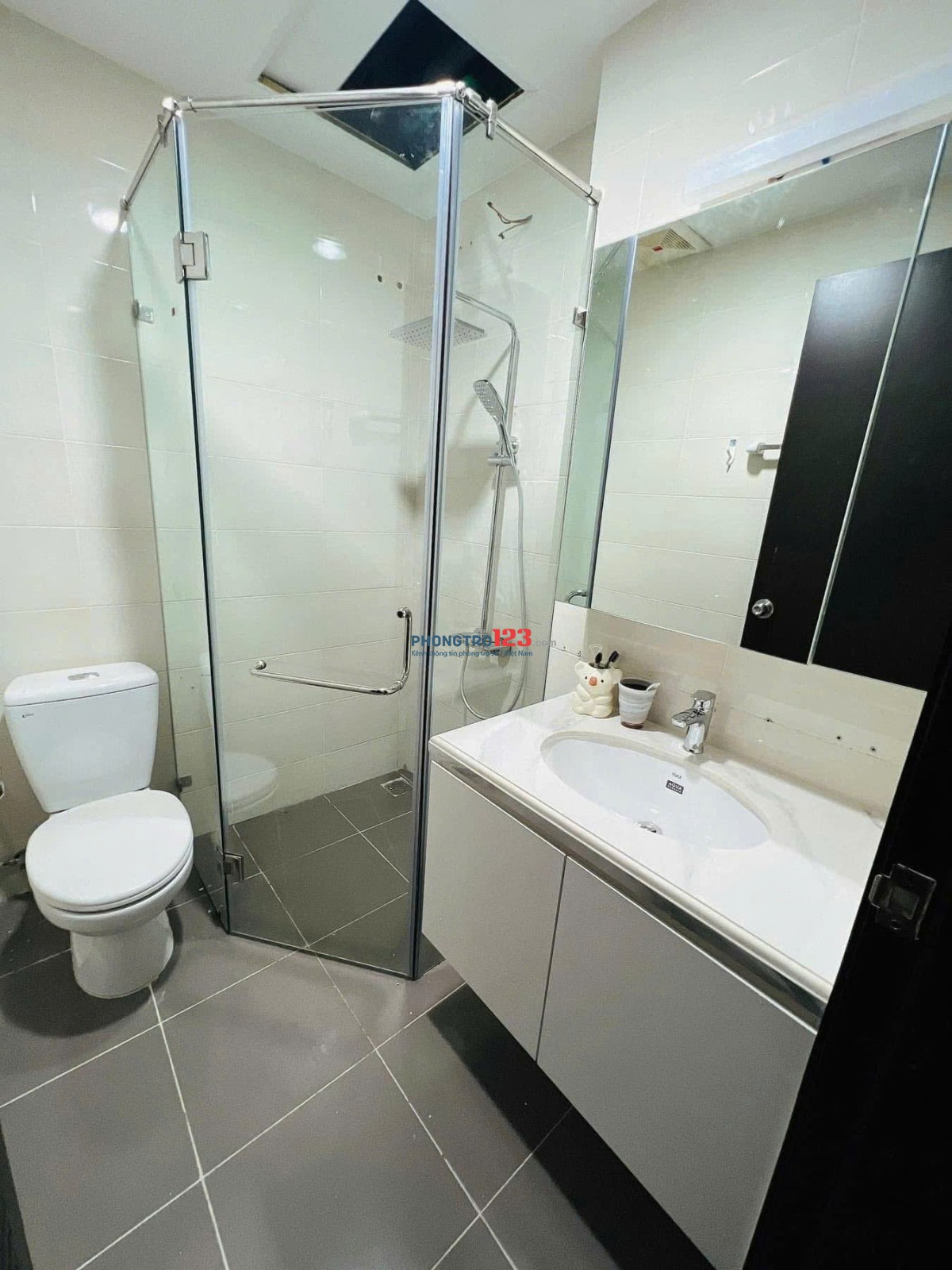 Giá 10tr5, C/c Ruby Garden, 90m2, 2PN, 2WC, Nhà mới, Phan Huy Ích, TB.