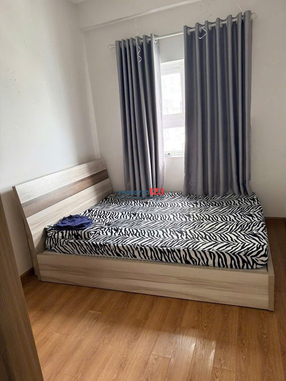 Chung cư Bàu cát - Block M căn 70m2, 2PN - 2WC, NTCB, giá 10tr/th