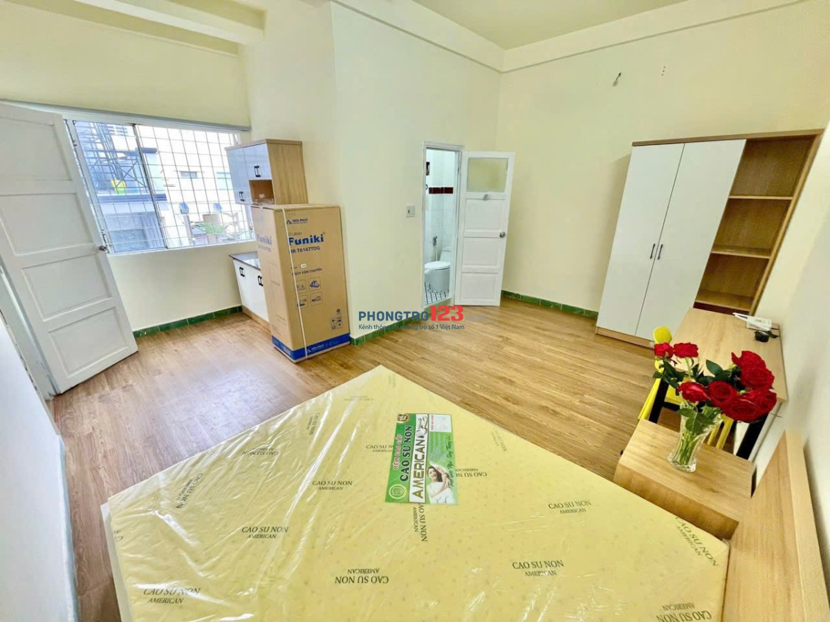 Cho Thuê Phòng Trọ Full Nội Thất, Mới 100%, Ung Văn Khiêm, Bình Thạnh Gần Hutech, Landmark 81