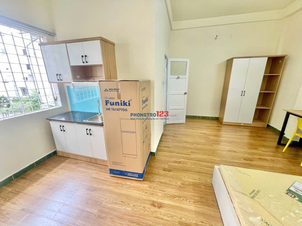 Cho Thuê Phòng Trọ Full Nội Thất, Mới 100%, Ung Văn Khiêm, Bình Thạnh Gần Hutech, Landmark 81