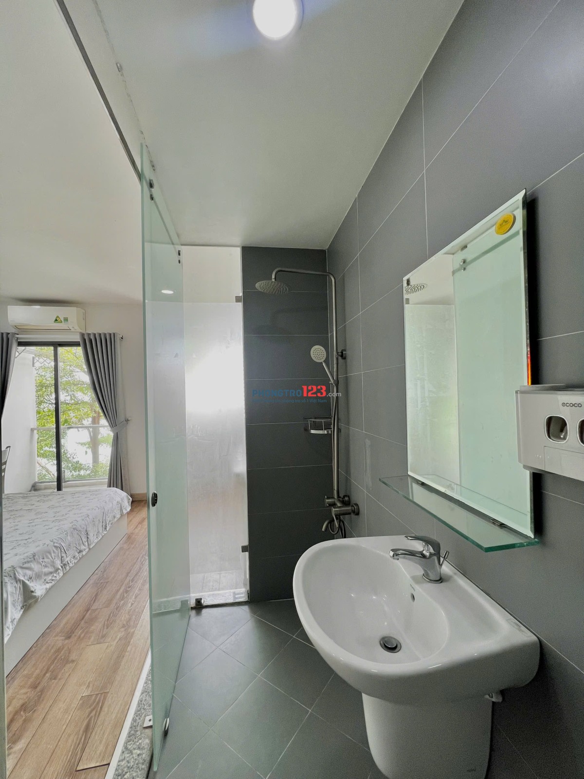 CĂN HỘ STUDIO BAN CÔNG FULL NỘI THẤT NGAY NHÀ GA T3 QUẬN TÂN BÌNH