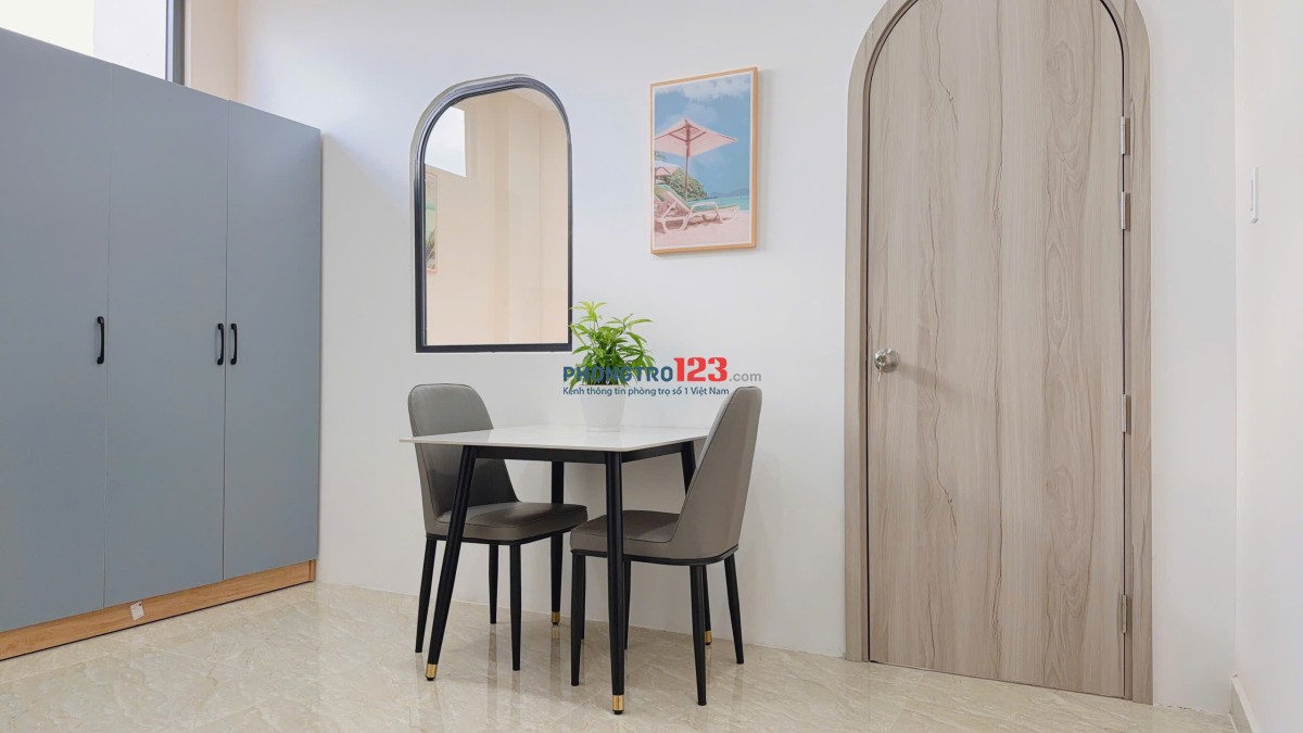 Căn hộ mới cho thuê đường nguyễn xí bình thạnh rộng, mới nội thất cao cấp, thang máy