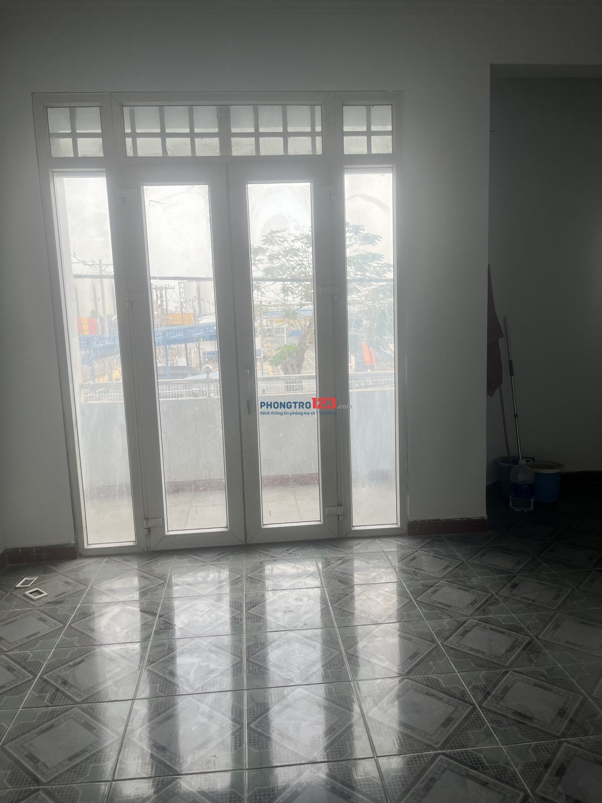 Cho thuê phòng trọ giá rẻ, mặt tiền đẹp