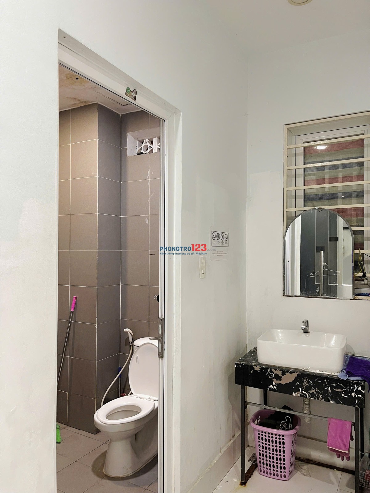 KTX HAPPY HOUSE TRUNG TÂM QUẬN 5 QUẬN 10 QUẬN PHÚ NHUẬN GIÁ (1TR3 -1 TR6) – BAO TRỌN GÓI 100%