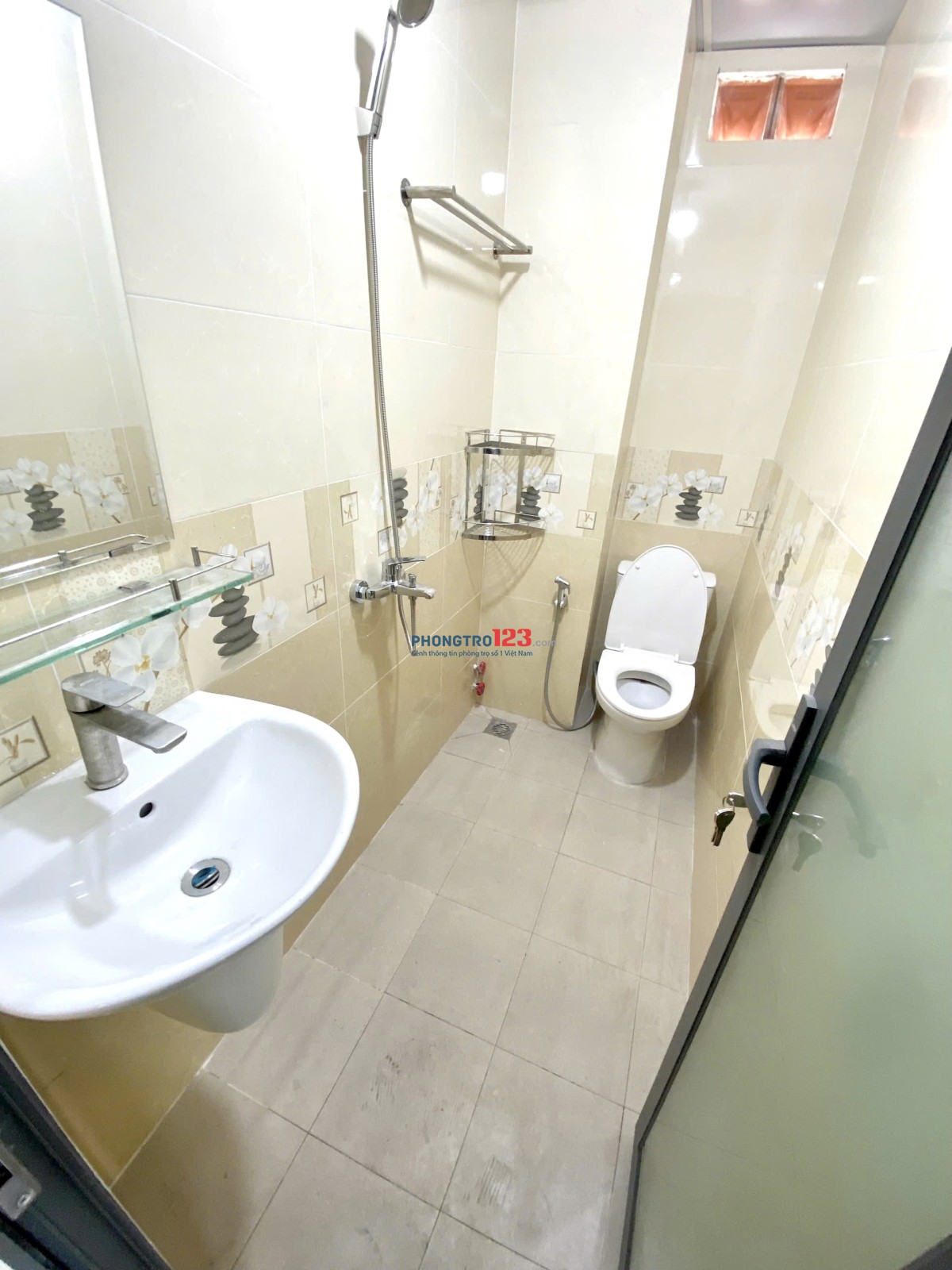 CHO THUÊ STUDIO FULL NỘI THẤT,SẴN MÁY GIẶT RIÊNG_NGAY CÔNG VIÊN PHẦN MỀM QUANG TRUNG