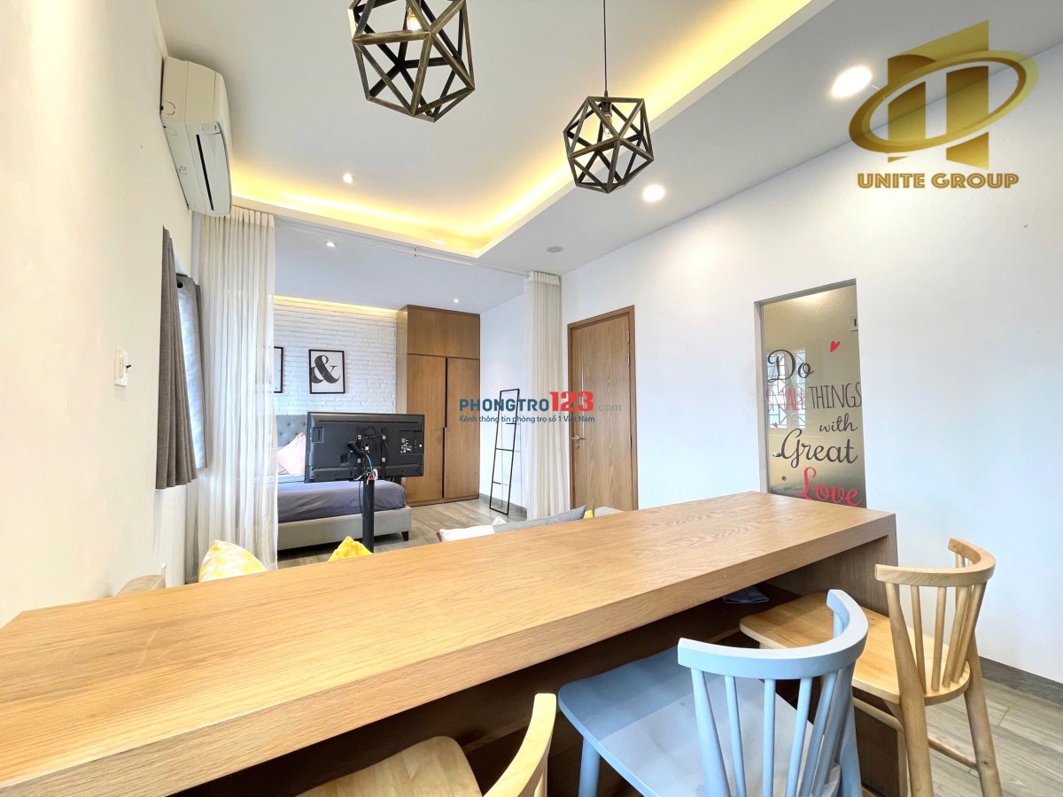 Cho thuê CHDV, Studio có ban công, full nội thất,gần Lotte Mart, cầu Kênh Tẻ, RMIT, VivoCity