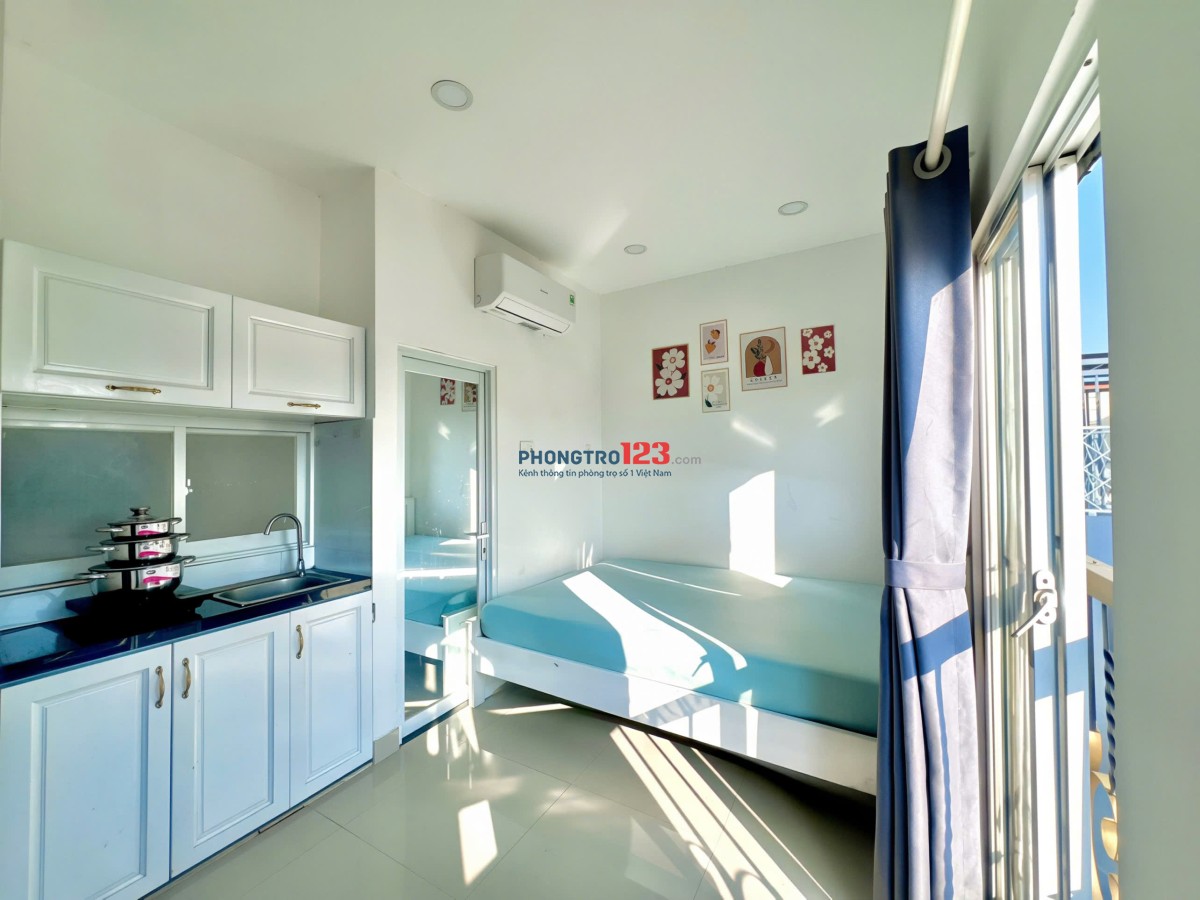 Studio đón nắng full tiện nghi tại Huỳnh Phát Cạnh cạnh KCX Tân Thuận