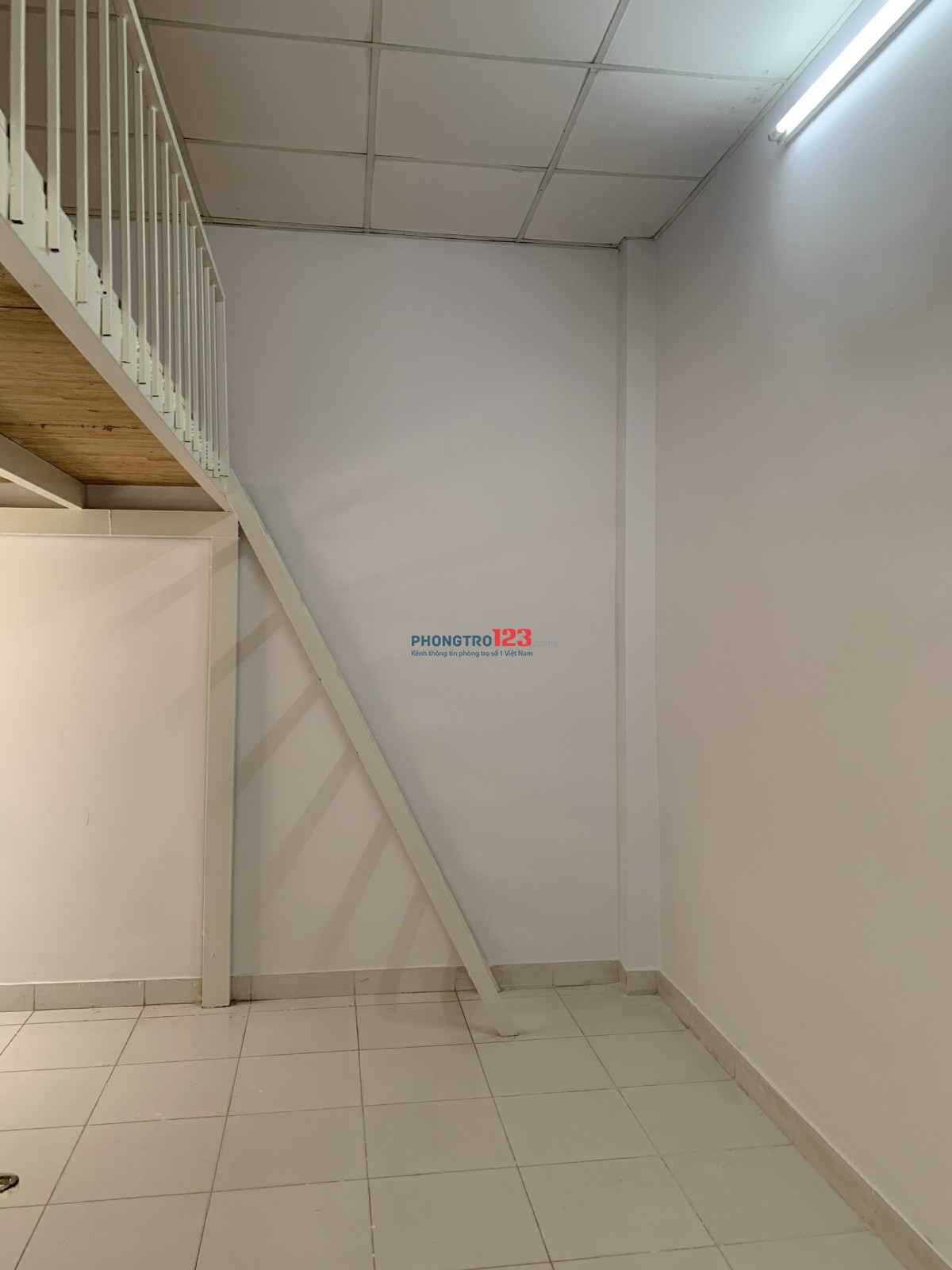 PHÒNG TRỐNG 24m2 THOÁNG MÁT, VÀO Ở NGAY