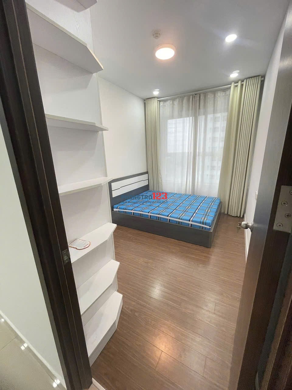 Chung cư Carillon 5, Luỹ Bán Bích, TP: 11tr/th, 75m2, NT mới, 2PN