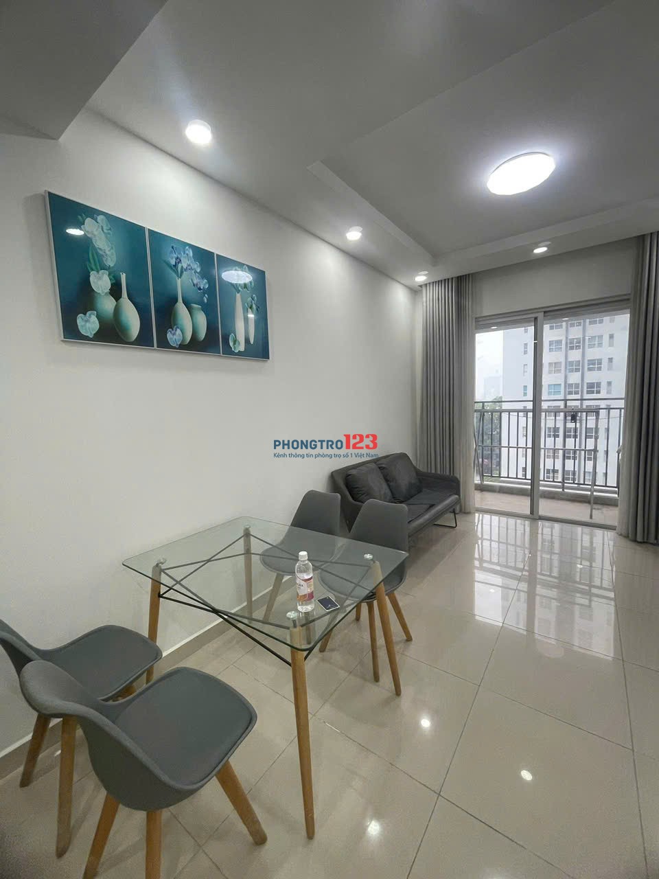 Chung cư Carillon 5, Luỹ Bán Bích, TP: 11tr/th, 75m2, NT mới, 2PN