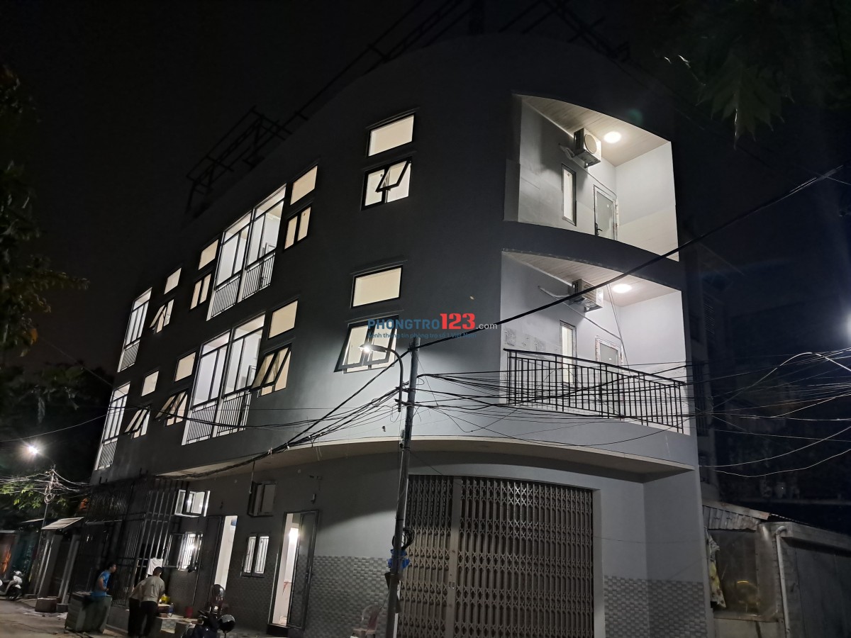 CHO THUÊ PHÒNG MỚI XÂY CÓ CỬA SỔ VÀ BAN CÔNG, MÁY GIẶT RIÊNG