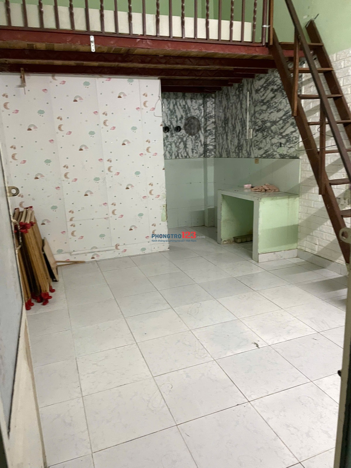 Phòng sạch sẽ thoáng mát có gác giờ giấc tự do