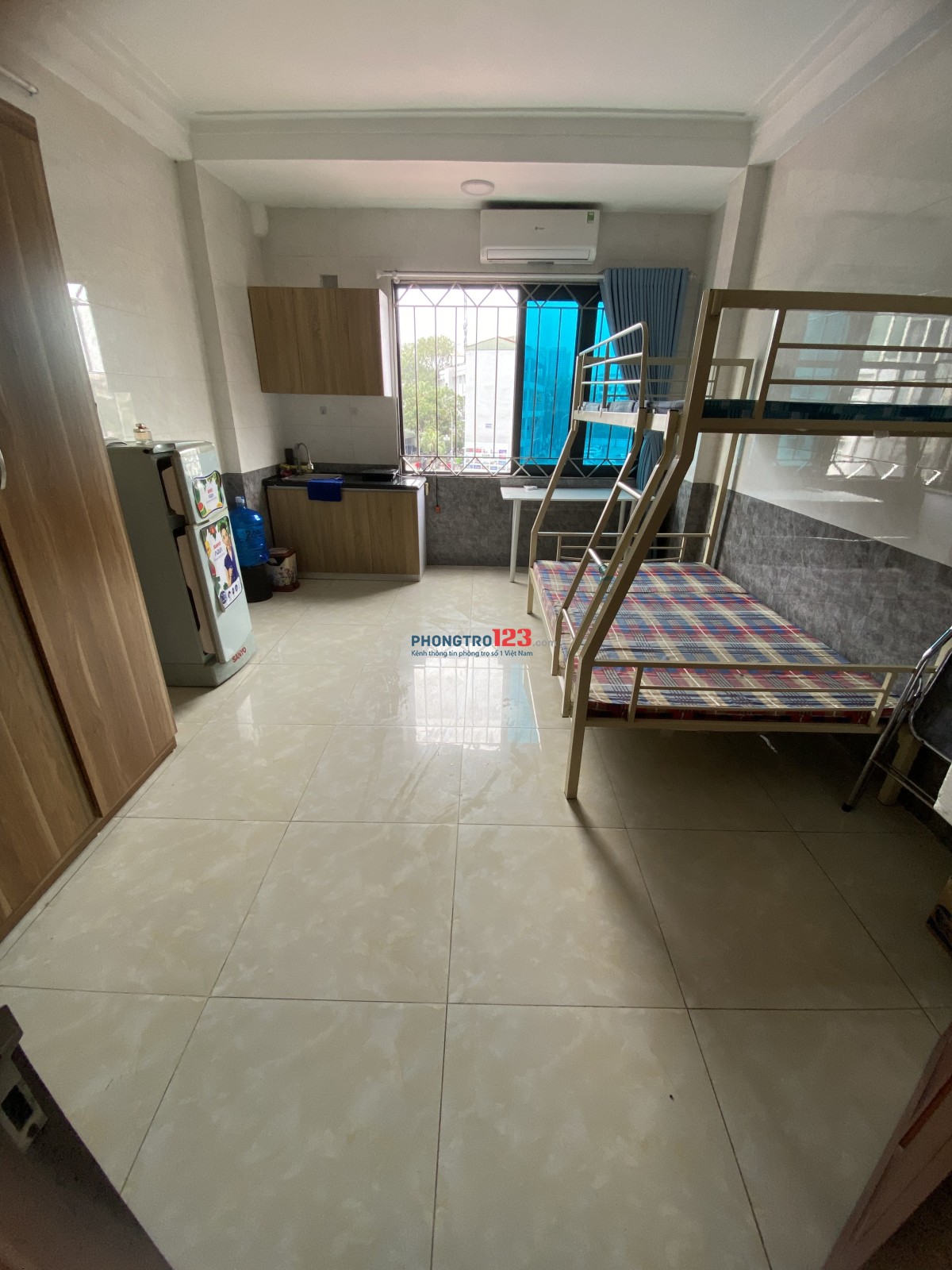 Cho thuê phòng 3tr tại đầu phố nguyên xá . Phòng đẹp đủ nội thất cao cấp