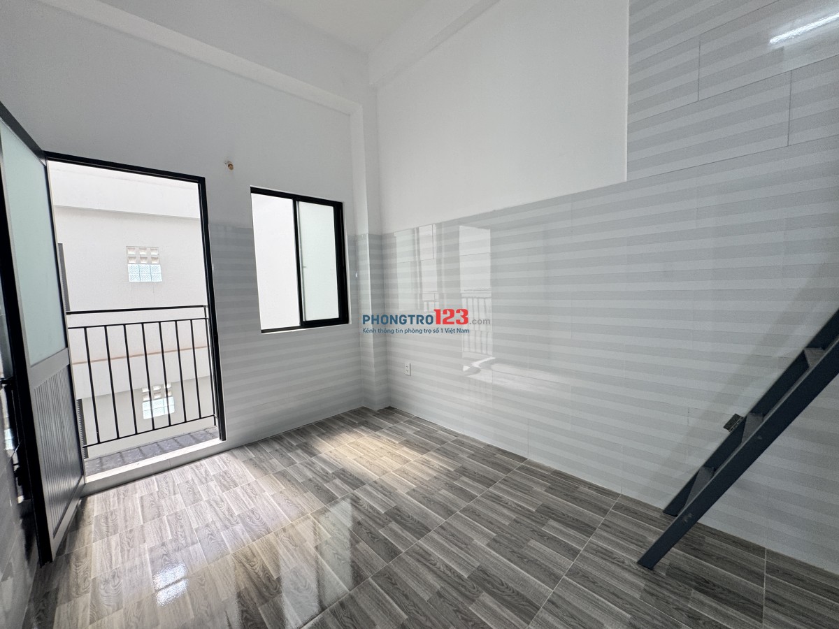 KHAI TRƯƠNG 100P MỚI XÂY MẶT TIỀN PHAN HUY ÍCH EMART 2