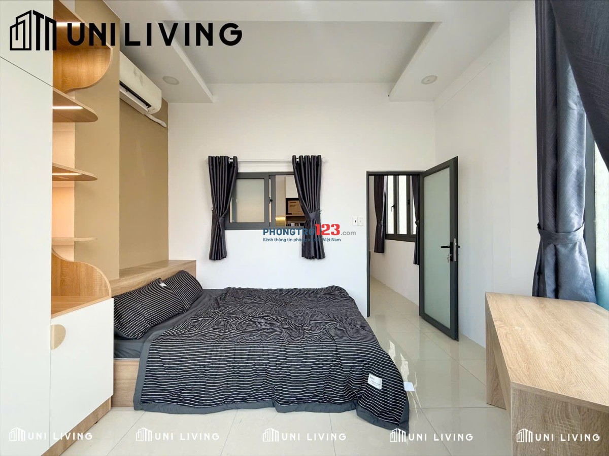 CHO THUÊ PHÒNG MỚI FULL NỘI THẤT BAN CÔNG LỚN TÁCH BẾP GẦN PHAN ĐĂNG LƯU - BỜ KÈ TRƯỜNG SA, Q1, Q3