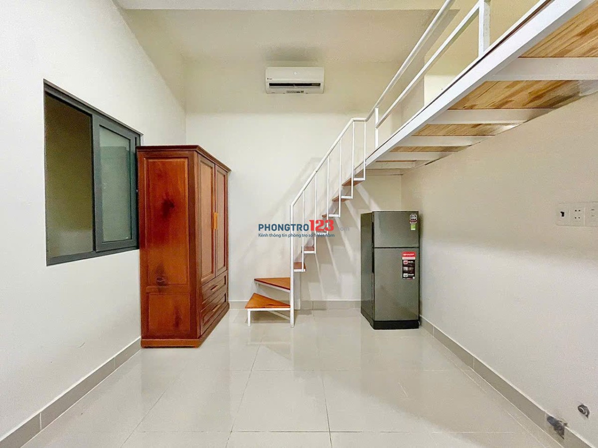 PHÒNG GÁC LỬNG 30m2 FULL TIỆN NGHI BÙI ĐÌNH TÚY NGAY NGÃ TƯ HÀNG XANH GẦN ĐH GTVT, HUTECH