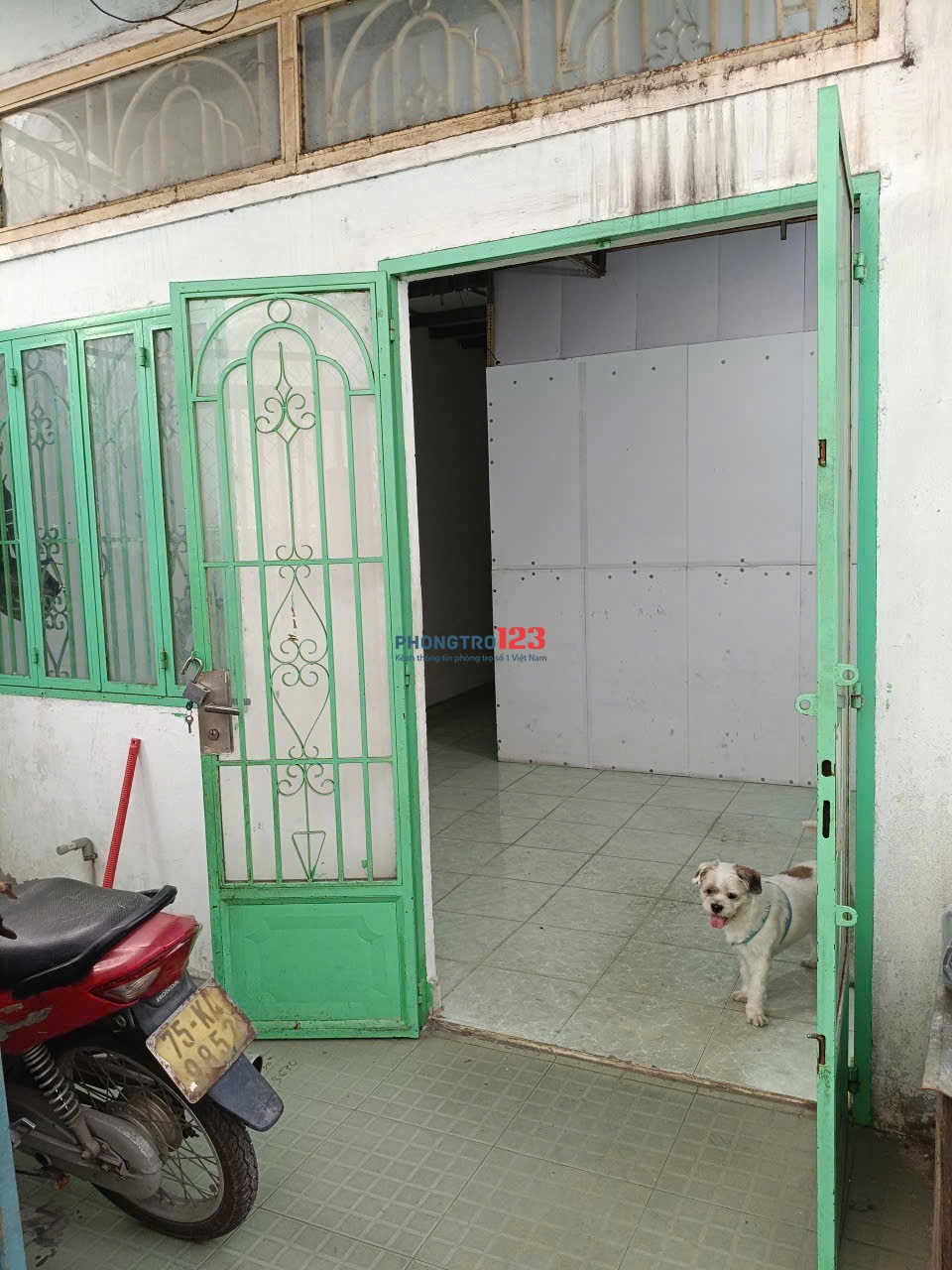 Nhà nguyên căn giá rẻ ngay ngã tư gò mây