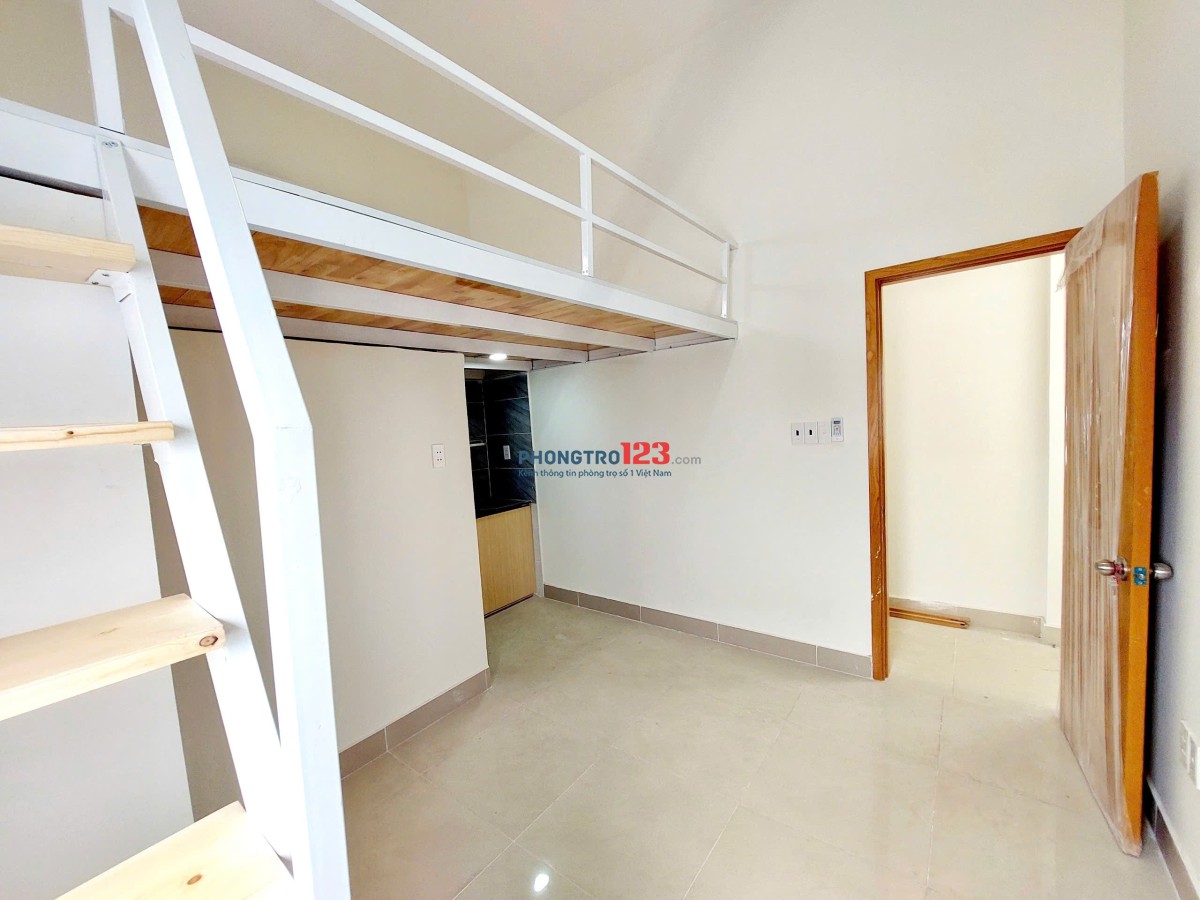 PHÒNG GÁC LỬNG MỚI NGÃ 4 BẢY HIỀN - KHU K300