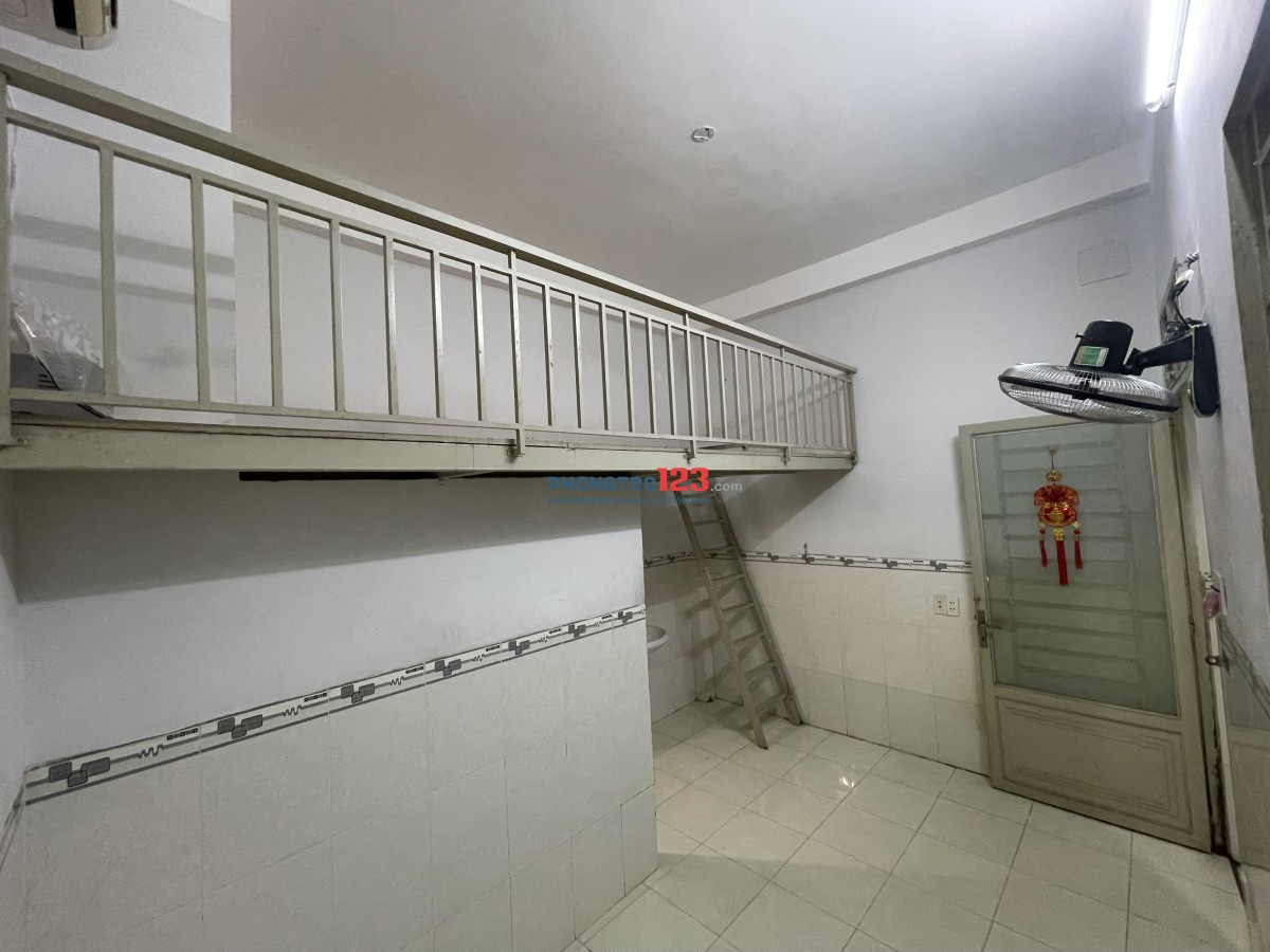 Phòng trọ 25m2 gần chợ Phạm Văn Hai, Q.Tân Bình