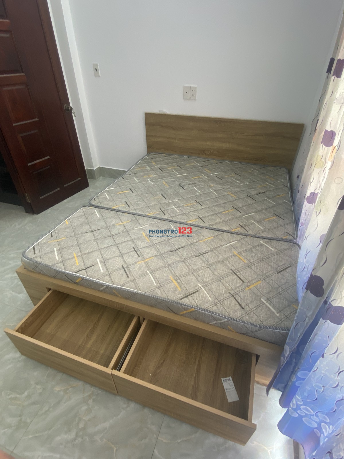 Phòng mới đẹp 16m^2 - WC riêng - máy lạnh