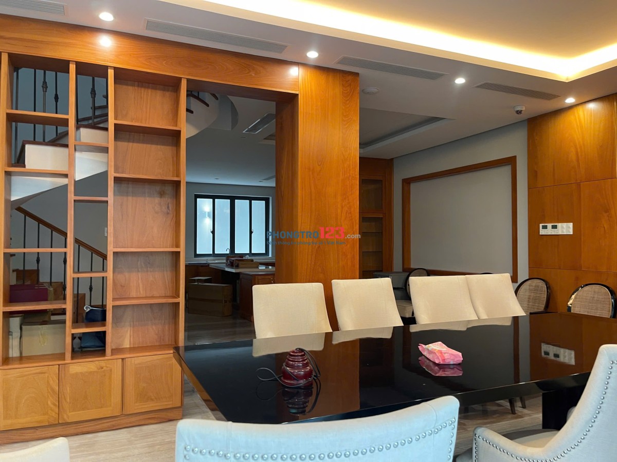 Cho thuê nhà biệt thự nguyên căn đường hoa mai