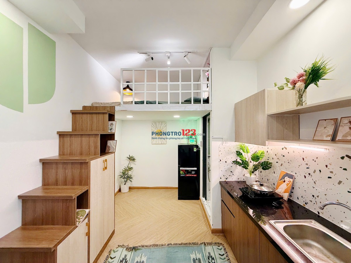 Cho thuê Studio cửa sổ thoáng mát đầy đủ nội thất ở Âu Cơ