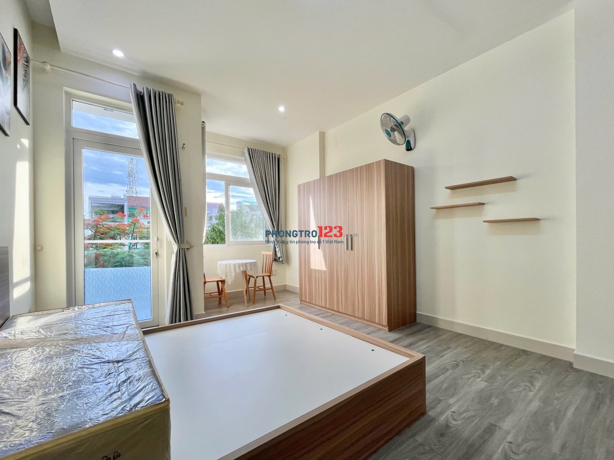 Trống Sẵn Studio Ban Công Full Nội Thất Nhiều Ánh Sáng Tự Nhiên