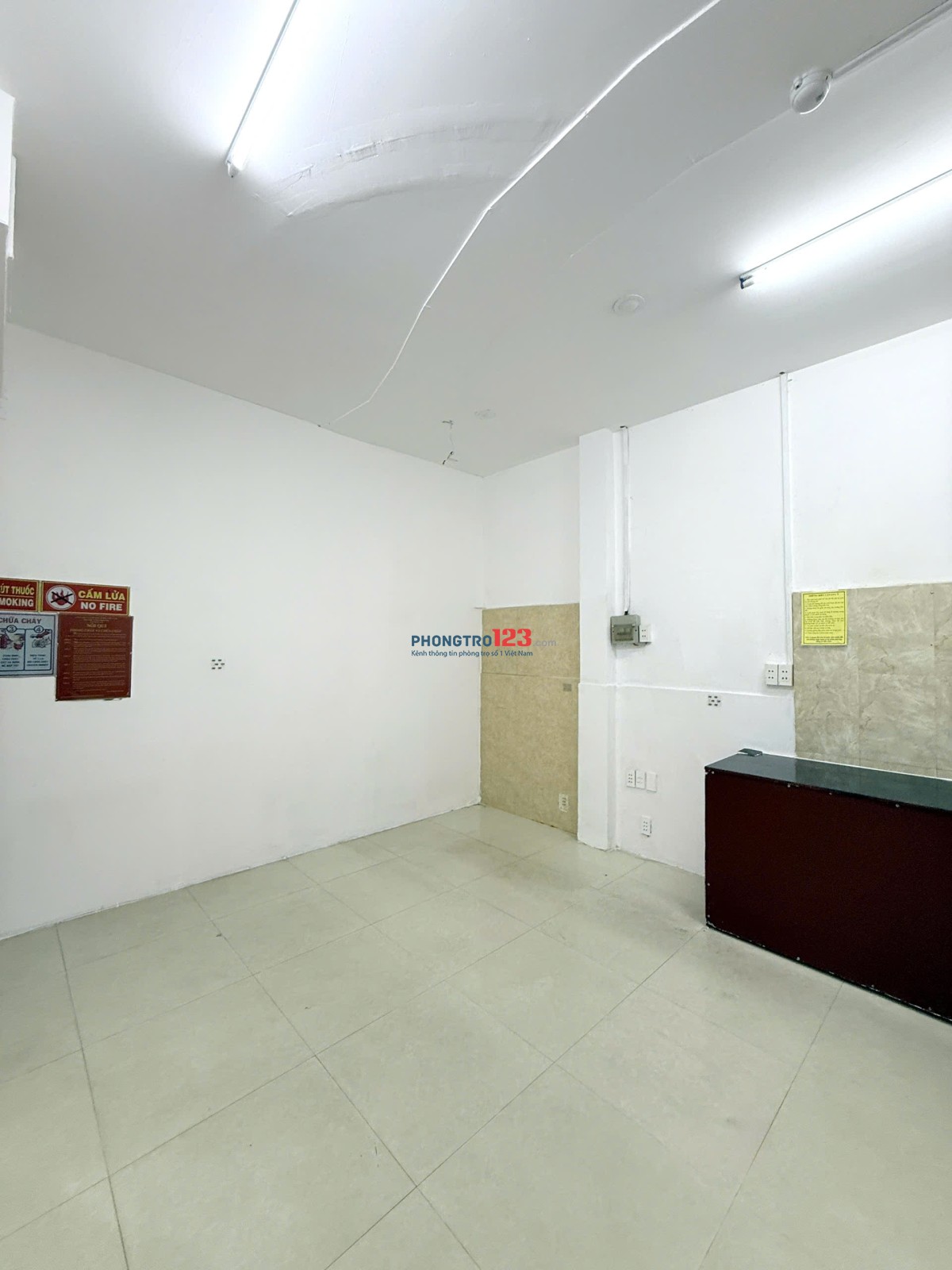  Cho thuê Phòng (TRỆT) MT Nguyễn Thị Mười Q8. (25m2) gần Trường ĐH STU, Công Viên, 5tr