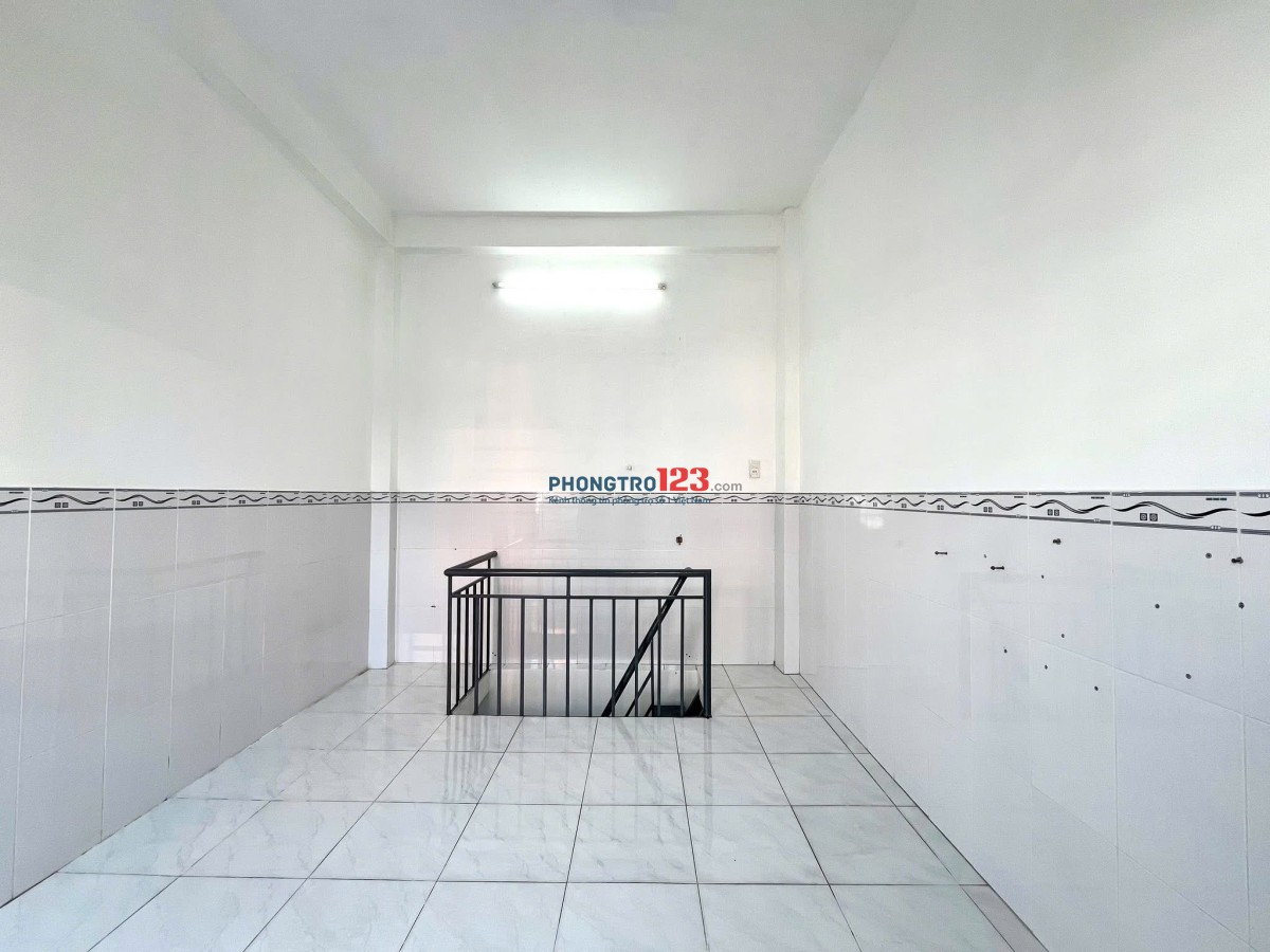HOT PHÒNG TRỌ MỚI XÂY 1 TRỆT 1 LẦU BAN CÔNG PHAN HUY ÍCH