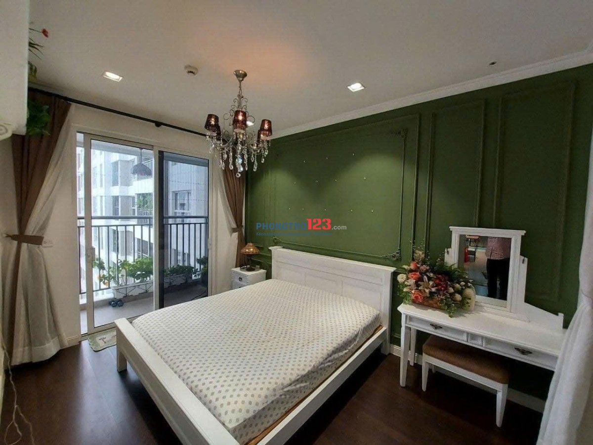 Căn 2 phòng ngủ có nội thất ở C/c Khuông Việt cho thuê giá 11,5tr/th