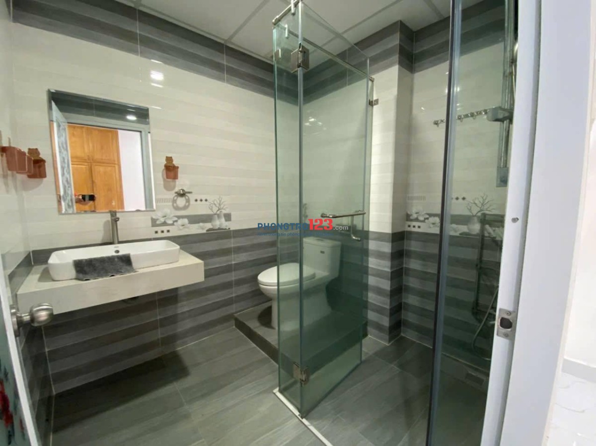 Chung cư Phúc Yên- Phan Huy Ích: 125m2, 3p ngủ-nội thất giá 13tr