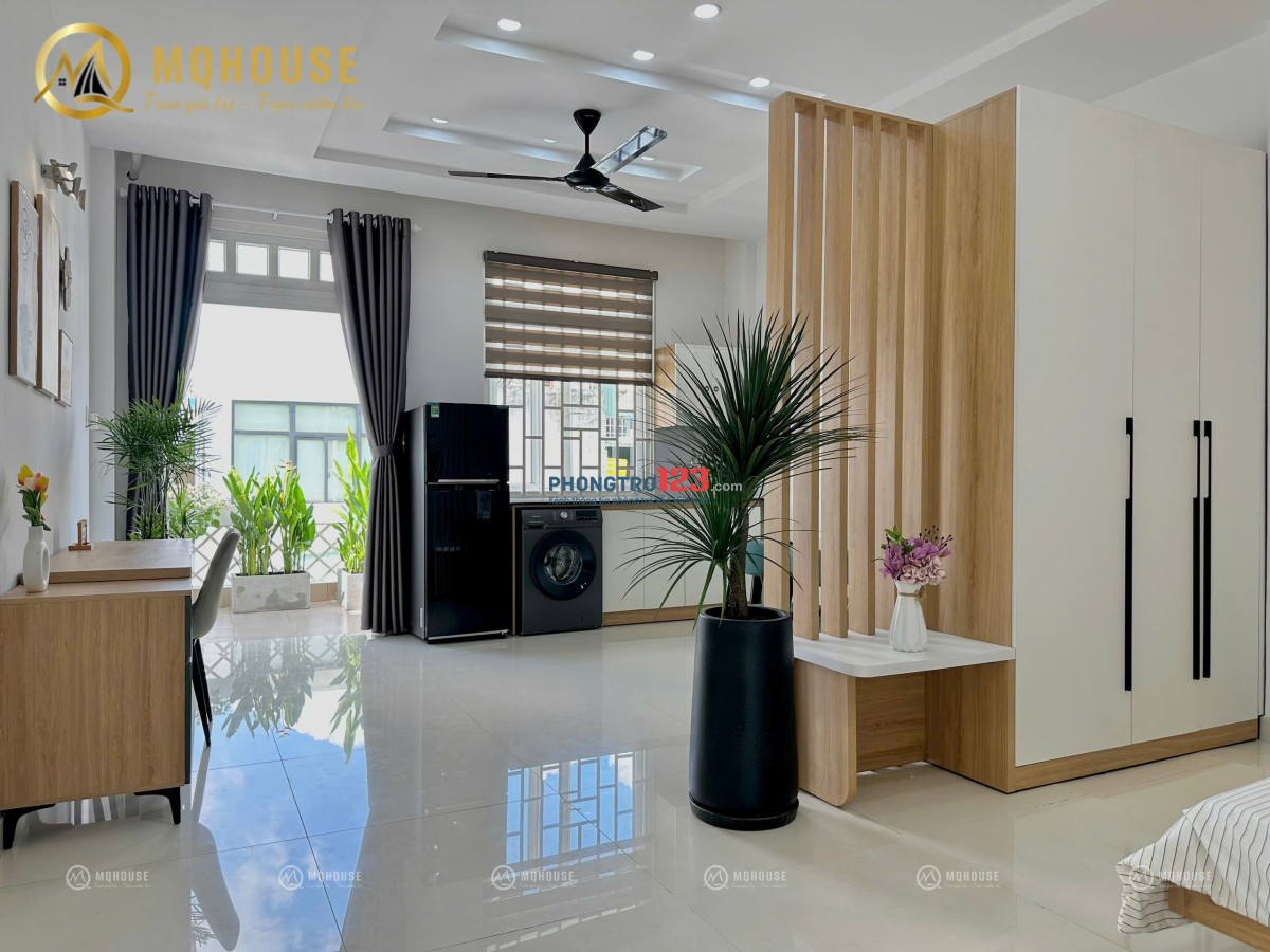 CHO THUÊ CĂN HỘ BAN CÔNG FULL NT CỰC ĐẸP GẦN LOTTE MART CỘNG HÒA - KHU K300