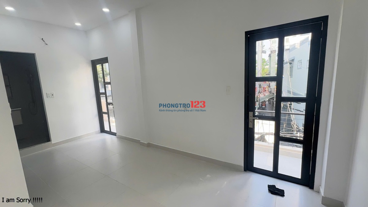 Nhà nguyên căn 2 mặt tiền, buôn bán kinh doanh online, offline, văn phòng, tiệm nail, salon tóc, spa
