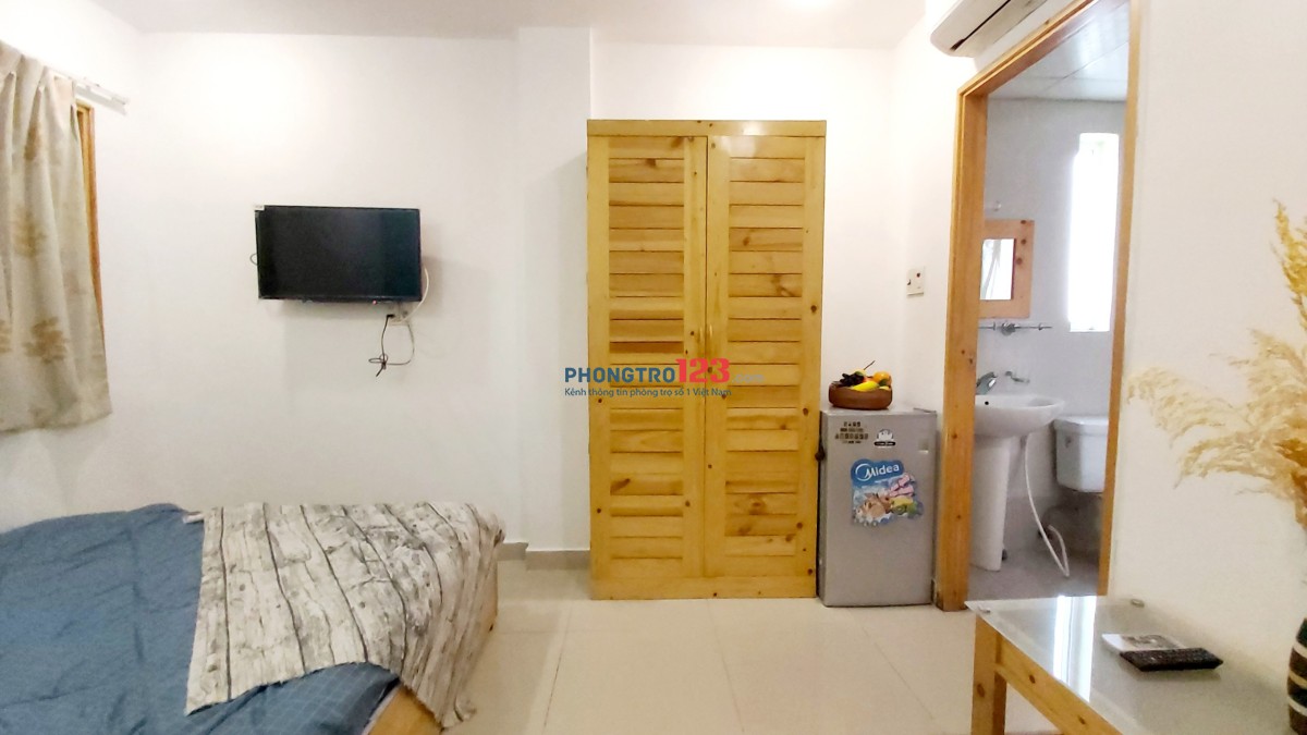 Studio 20m2 full tiện nghi, gần cầu Lê Văn Sỹ, Quận 3