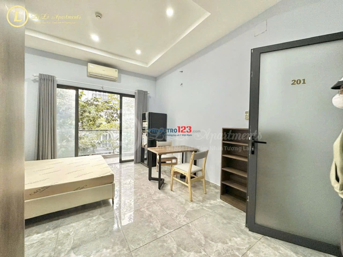 Căn hộ studio ban công rộng, Ngay Đảo Kim Cương, View nhiều cây xanh hoà hợp với thiên nhiên