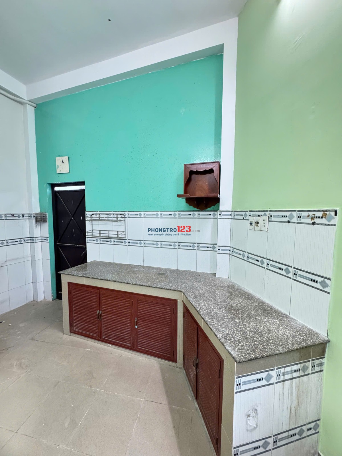 Cho thuê phòng nội thất đầy đủ- đường Lã Xuân Oai gần các trường đại học
