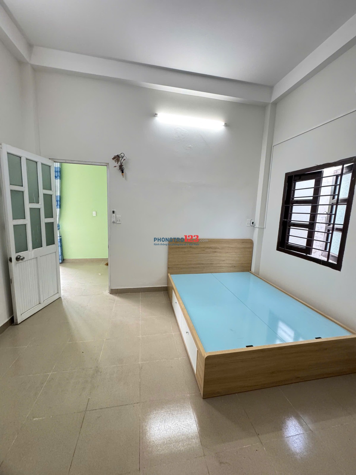 Cho thuê phòng nội thất đầy đủ- đường Lã Xuân Oai gần các trường đại học