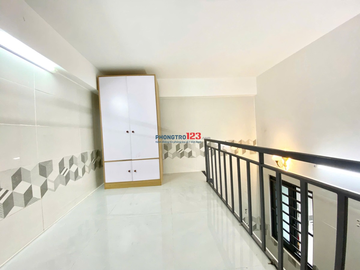 PHÒNG MỚI GÁC LỬNG 1M8 - NGAY NGÃ TƯ BÌNH THÁI - ĐI BỘ ĐẾN CĐ KỸ NGHỆ II - FULL NỘI THẤT