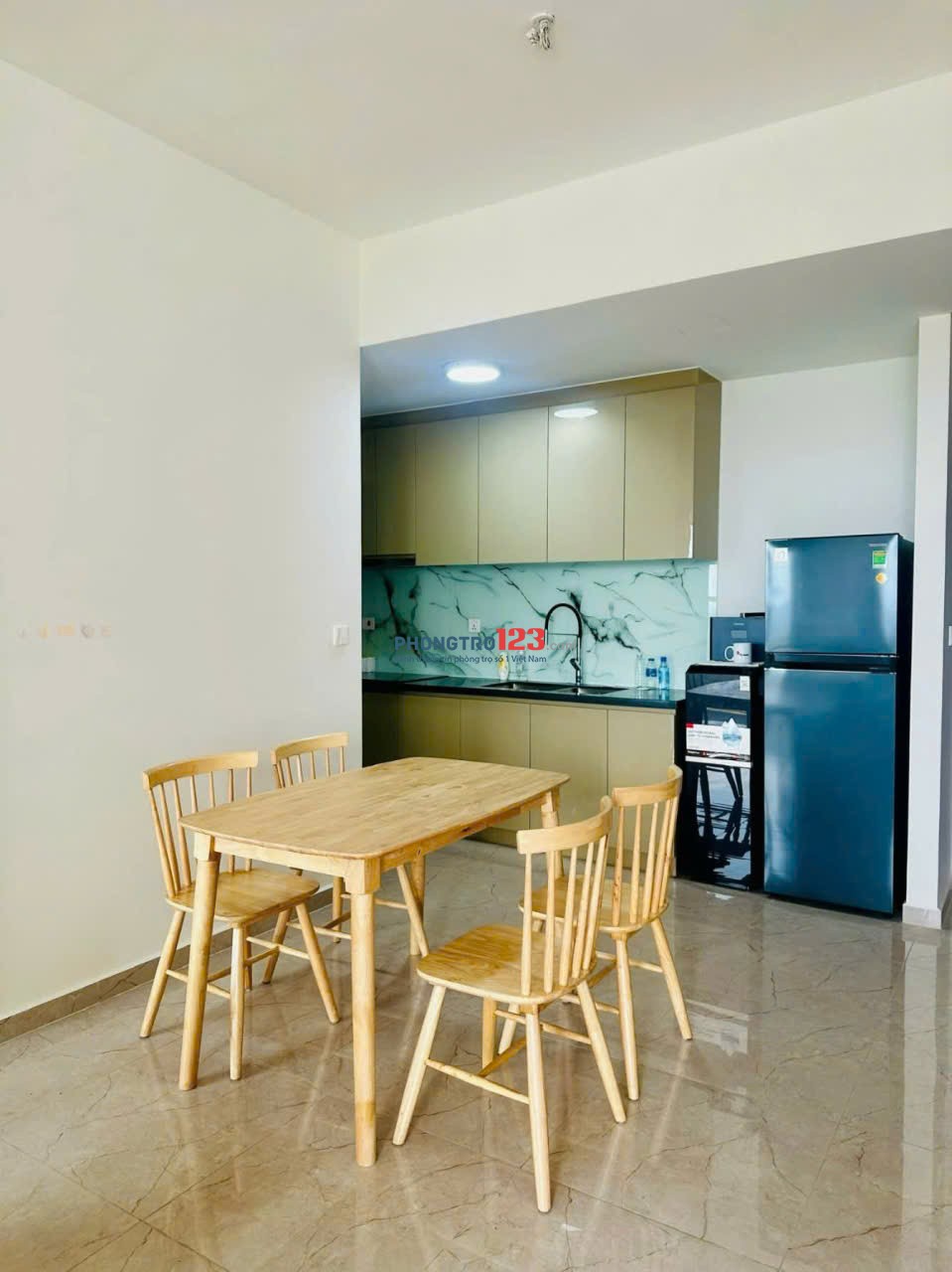 Chung cư Satra, Phan Đăng Lưu, PN: 95m2, 2p ngủ, có NT, 16triệu
