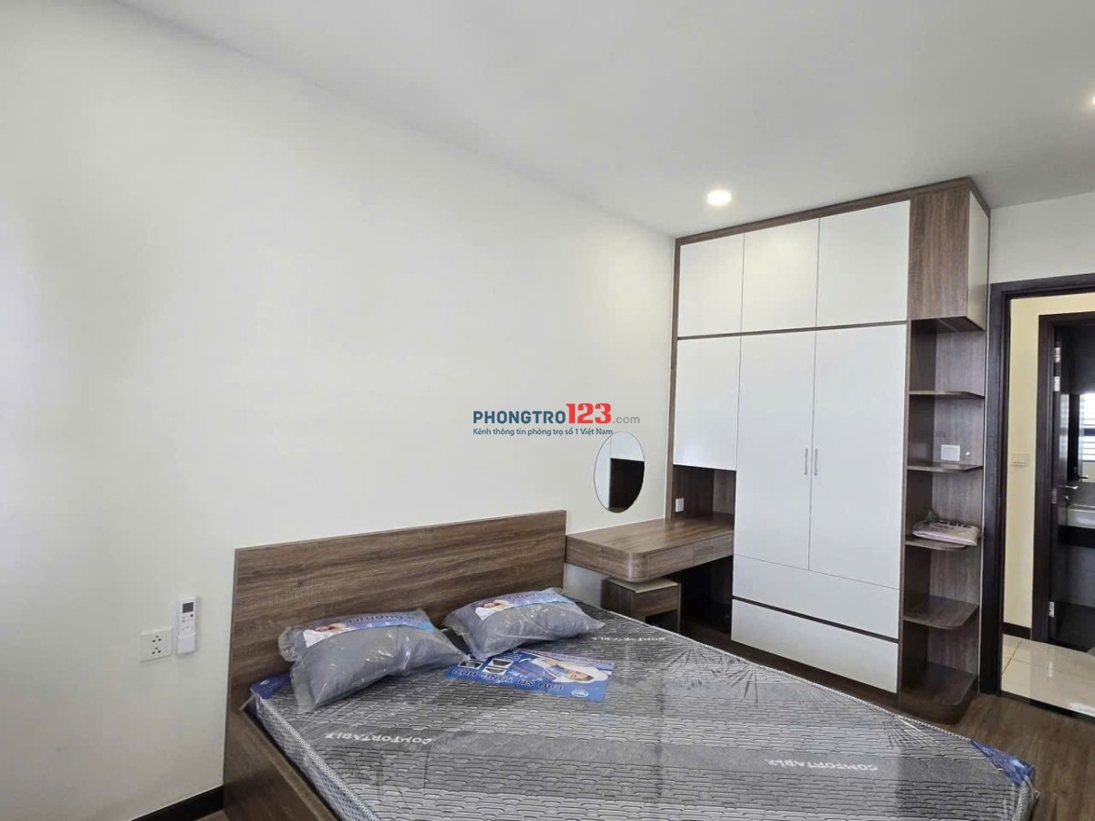 Chung cư Hoa Sen, Lạc Long Quân, Q11: 2p ngủ, nhà mới, nội thất, 11tr