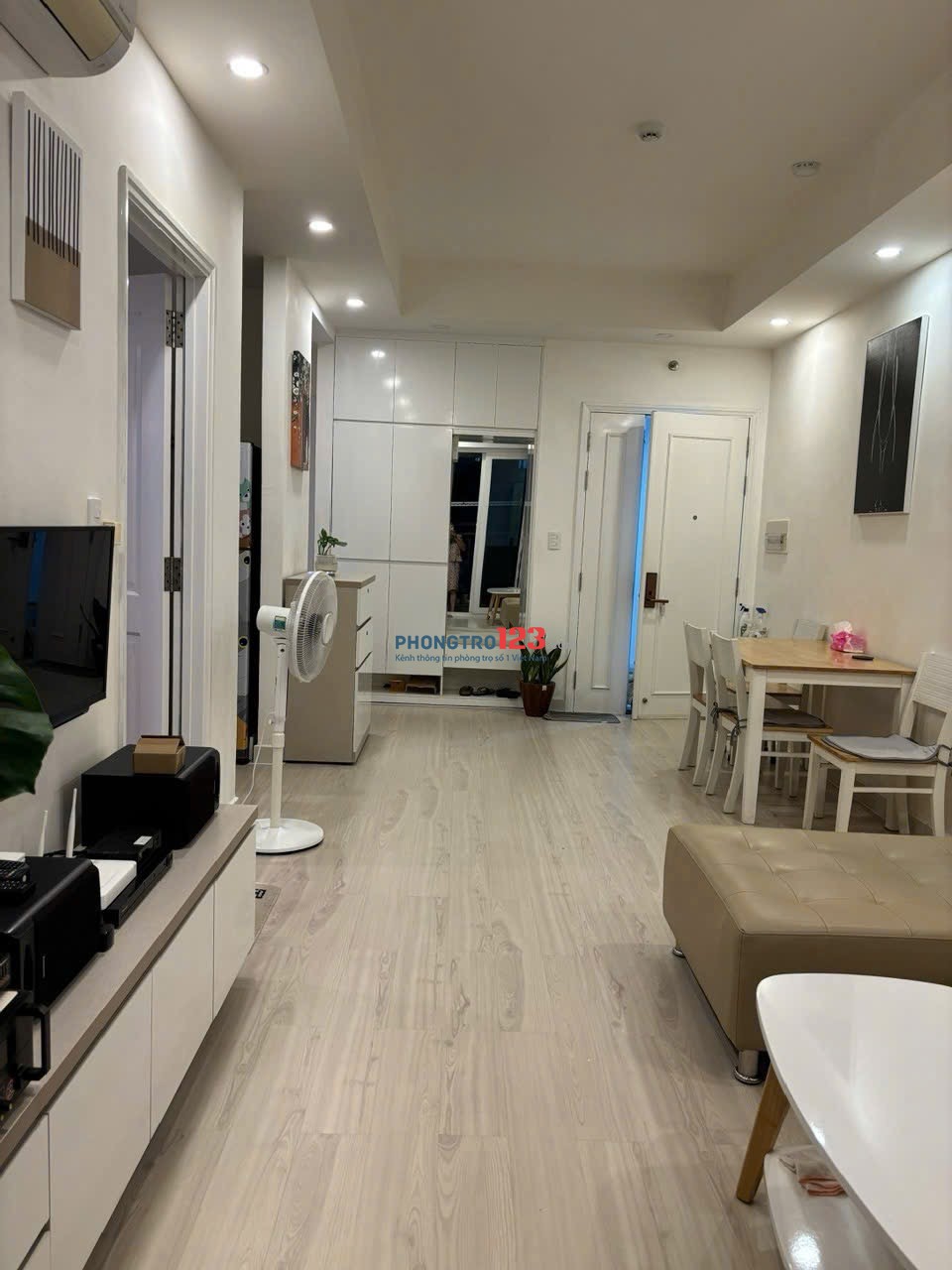  CĂN HỘ 2PN 2WC – KDC HIM LAM Q7 | GIÁ TẦM TRUNG – FULL TIỆN NGHI – Ở NGAY! 