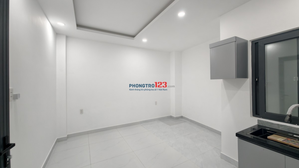PHÒNG MỚI 100% — BAN CÔNG TÂN CỔ ĐIỂN — 3,5–4,3 TRIỆU — THỚI AN 22