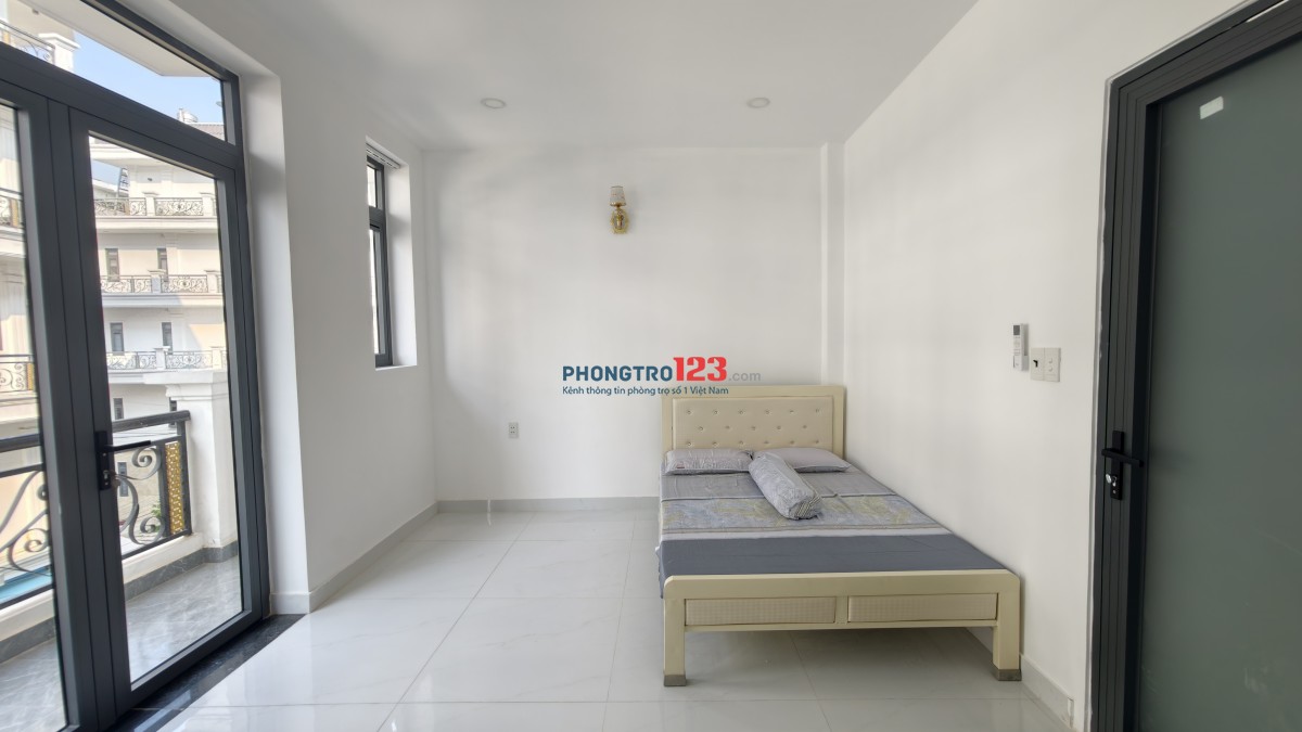 PHÒNG MỚI 100% — BAN CÔNG TÂN CỔ ĐIỂN — 3,5–4,3 TRIỆU — THỚI AN 22