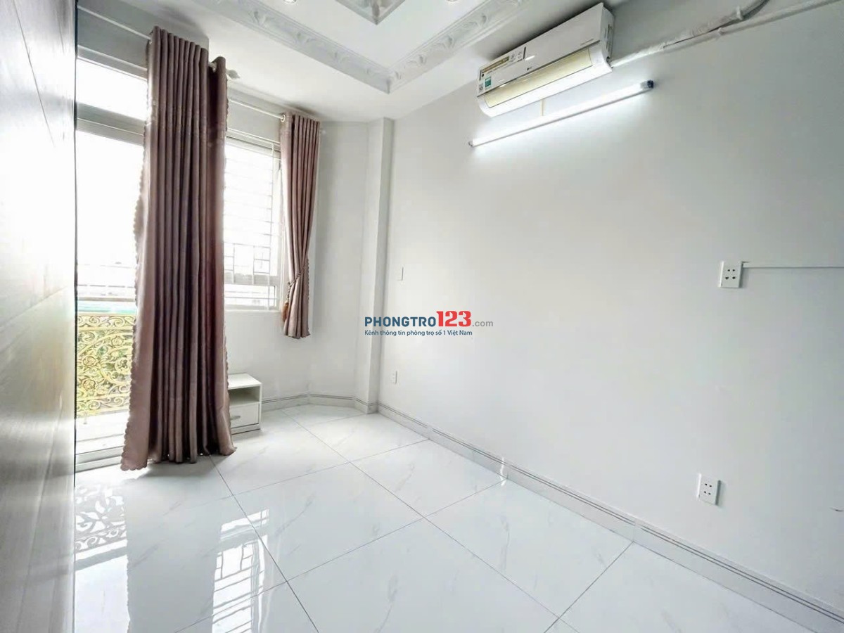 Cho thuê căn hộ 2PN 2 Balcony giá rẽ ngay ngã tư Phú Nhuận - khu Phan Xích Long - chợ Bà Chiểu