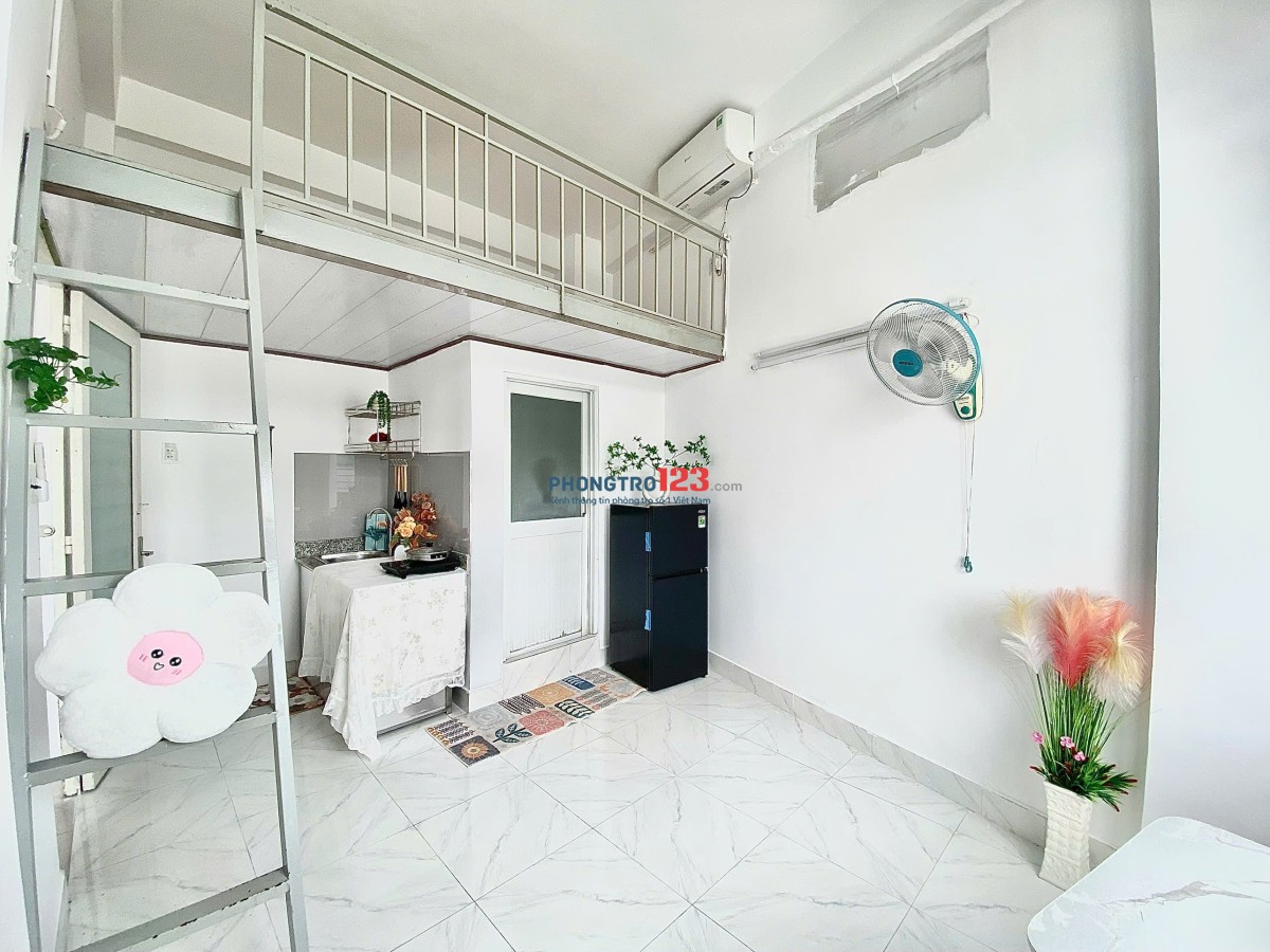 CHO THUÊ PHÒNG DUPLEX CỬA SỔ LỚN FULL NỘI THẤT– ĐƯỜNG TÂN SƠN NHÌ – GẦN ĐH VĂN HIẾN & ĐH CÔNG THƯƠNG