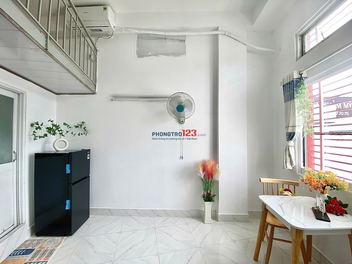 CHO THUÊ PHÒNG DUPLEX CỬA SỔ LỚN FULL NỘI THẤT– ĐƯỜNG TÂN SƠN NHÌ – GẦN ĐH VĂN HIẾN & ĐH CÔNG THƯƠNG