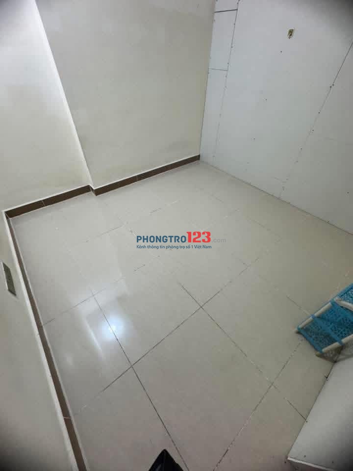 Chính chủ cần cho thuê phòng trong căn hộ chung cư Đức khải quận 7